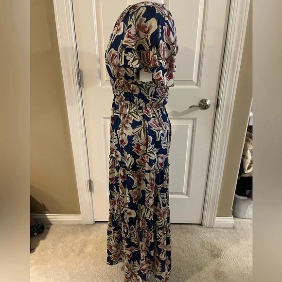 Julia Jordan Blue Floral Maxi Dress-Size 4 NWT - Picture 4 of 10